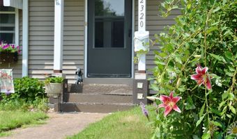 2320 Hayden Ave, Altoona, WI 54720