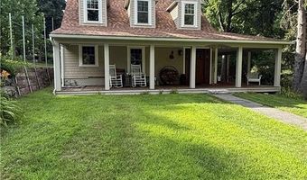 32 Wilbur Rd, Lincoln, RI 02865