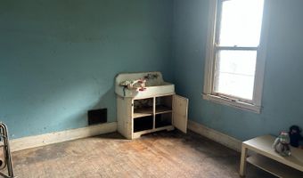 4327 Hays Ave, Cincinnati, OH 45233
