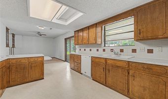 1708 Lawrence St, Bentonville, AR 72712