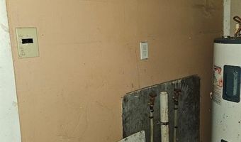 2118 Harden St, Savannah, GA 31415