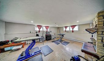 505 S Oak St, Anamosa, IA 52205