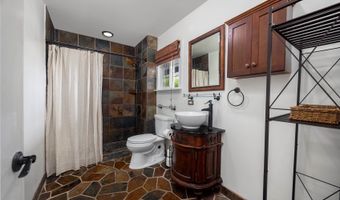 1436 Aalapapa Dr, Kailua, HI 96734