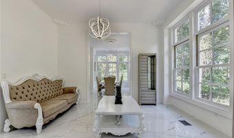 337 Lakeshore Dr, Berkeley Lake, GA 30096