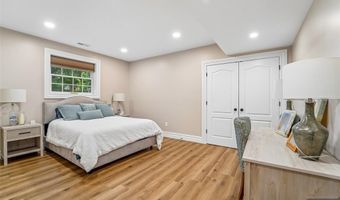 35 Franklin Tpke, Allendale, NJ 07401
