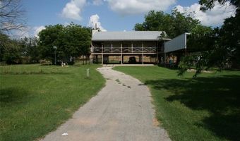 430 Rio Rd, Millsap, TX 76066