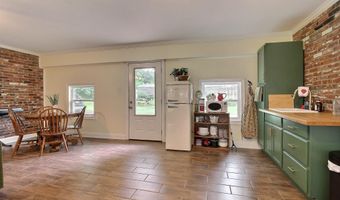 7314 Oak Meadow Dr, Baton Rouge, LA 70818