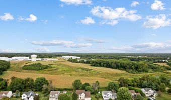 218 FIELDSTONE CROSSING Dr, Bear, DE 19701