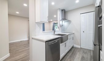 615 Broadway 63, Amityville, NY 11701