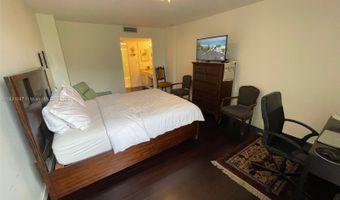20335 W Country Club Dr 304, Aventura, FL 33180