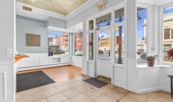 16 W Black Well St6s War, Andover, NJ 07801