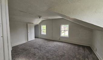 608 S Main St, Auburn, IN 46706