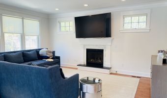 91 Noroton Ave, Darien, CT 06820