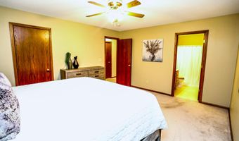 2107 SE Crystal Ave, Aberdeen, SD 57401