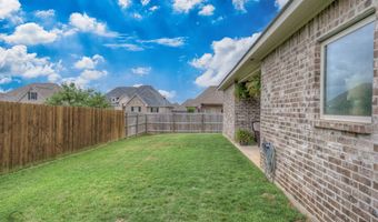 50 High Water Dr, Benton, LA 71006