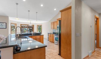 3561 GRAND MEADOWS Xing, Neenah, WI 54956