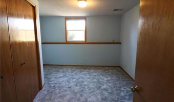 141 Strese Ln, Apple Valley, MN 55124