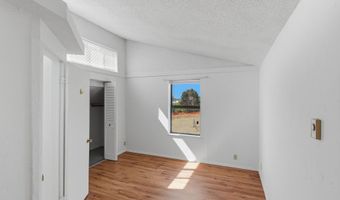 195 17TH St SE, Bandon, OR 97411