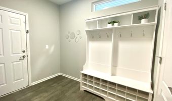 2835 Dillon Dr, Ann Arbor, MI 48105