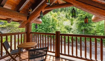 16428 Sunset Heights Dr, Bigfork, MT 59911