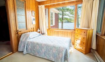 35 Middle Rd, Acton, ME 04001
