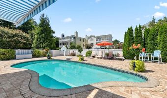 301 PARKWOOD St, Bethany Beach, DE 19930
