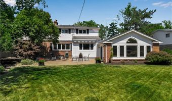 21 Tee Ct, Amherst, NY 14221
