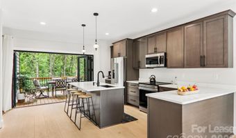 16 Baker Pl, Arden, NC 28704
