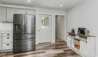 1421 Stafford Ave, Ames, IA 50010