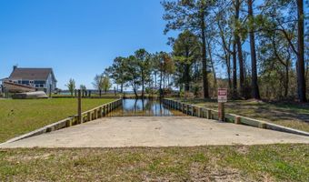 13 Gray Goose Dr, Aurora, NC 27806