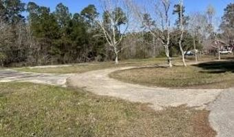 7062 Carlton France Rd, Bay St. Louis, MS 39520