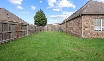 2711 Churchill Dr, Bartlesville, OK 74006