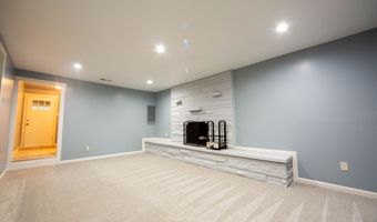 196 Park Ave, Bargersville, IN 46106