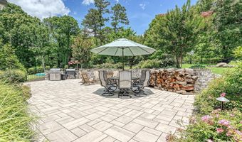 7009 Providence Ln W, Charlotte, NC 28226