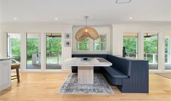 31 Wright Ln, Jamestown, RI 02835