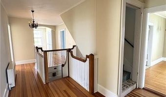 41 Walcott Ave, Jamestown, RI 02835