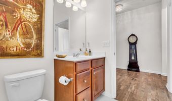 3 Raccoon Ln, Barnegat, NJ 08005