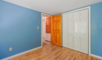 11 Outlet Rd, Augusta, ME 04330