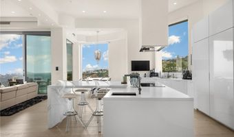 1609 Viewmont Dr, Los Angeles, CA 90069