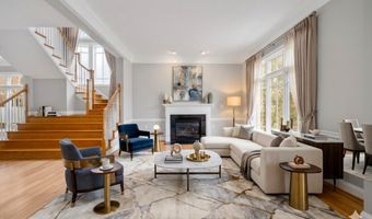 6723 HONESTY Dr, Bethesda, MD 20817