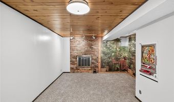 441 Walnut Ln, Apple Valley, MN 55124