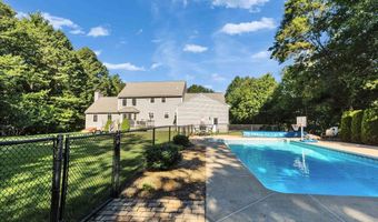 195 Steam Mill Rd, Auburn, NH 03032