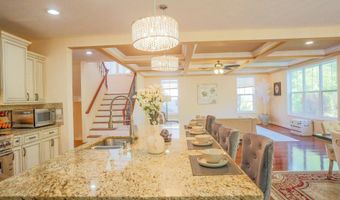 7313 BYRNELEY Ln, Annandale, VA 22003