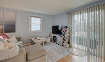 501 Woodhaven Ct 501, Cranston, RI 02920
