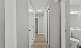 29 Summit Ave, Absecon, NJ 08201