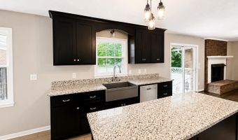 3912 LEE Dr, Anniston, AL 36207