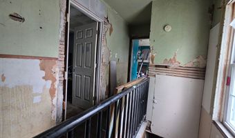 712 S Clinton St, Alexandria, IN 46001