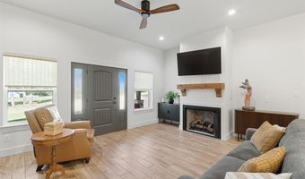 245 Creek Crossing St, Alvord, TX 76225