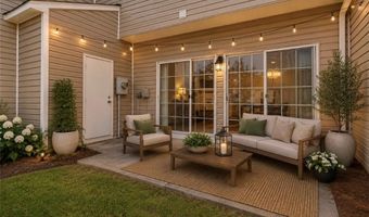 945 Prestwyck Ct, Alpharetta, GA 30004