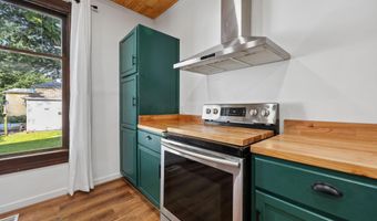 107 W High St, Ashley, OH 43003